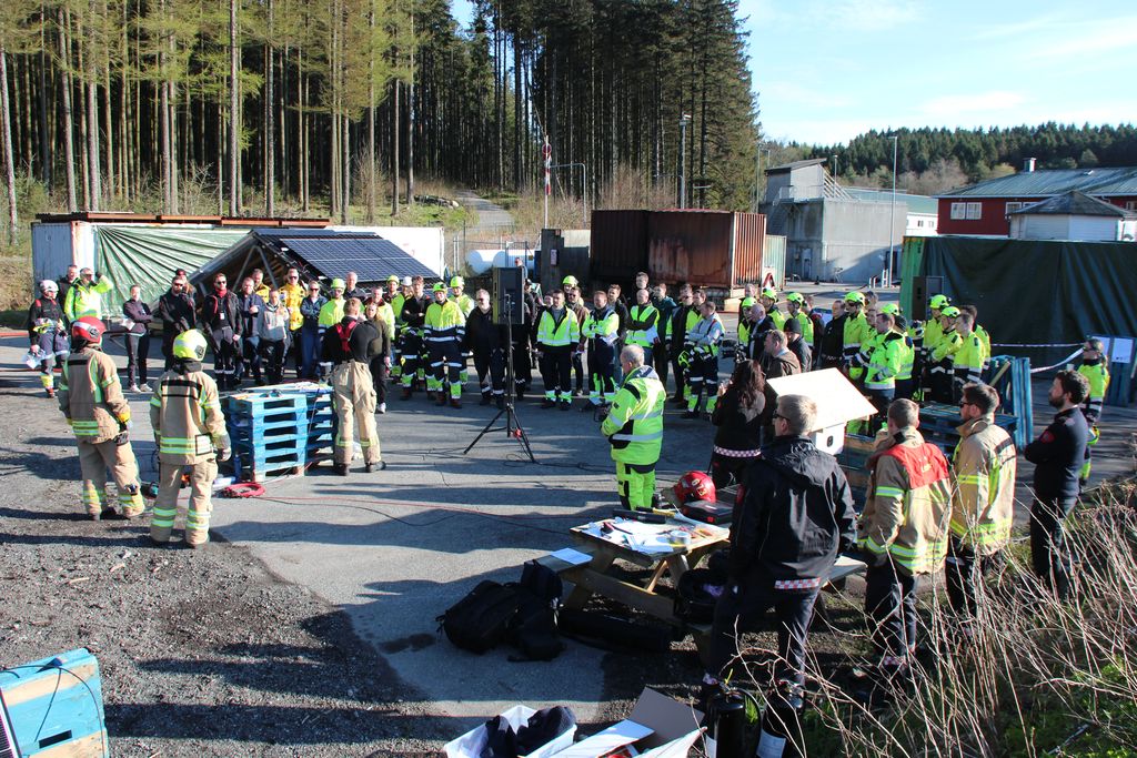 LÆRERIK FAGDAG MED TESTING AV SOLCELLEANLEGG